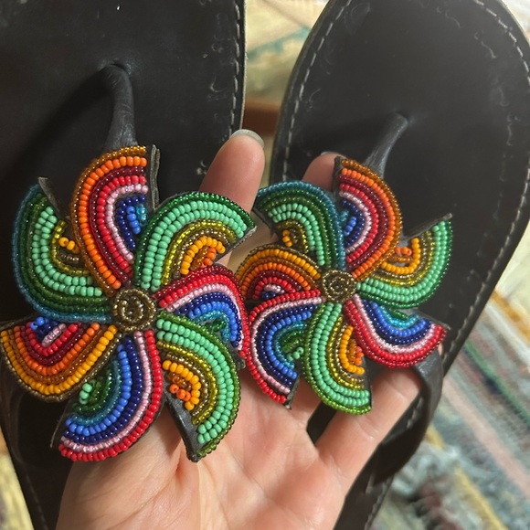 Vibrant Beaded Women's Sandals 9 - Picture 2 of 16